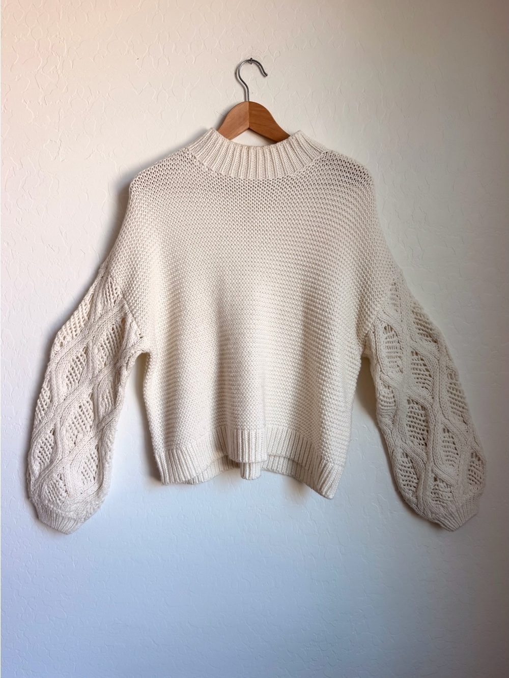 RD STYLE CREAM CHUNKY KNIT SWEATER